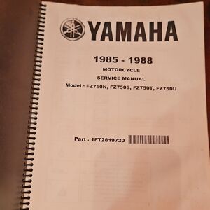 Yamaha Motorcycle Service Manual 1985-1988 - Black Cover